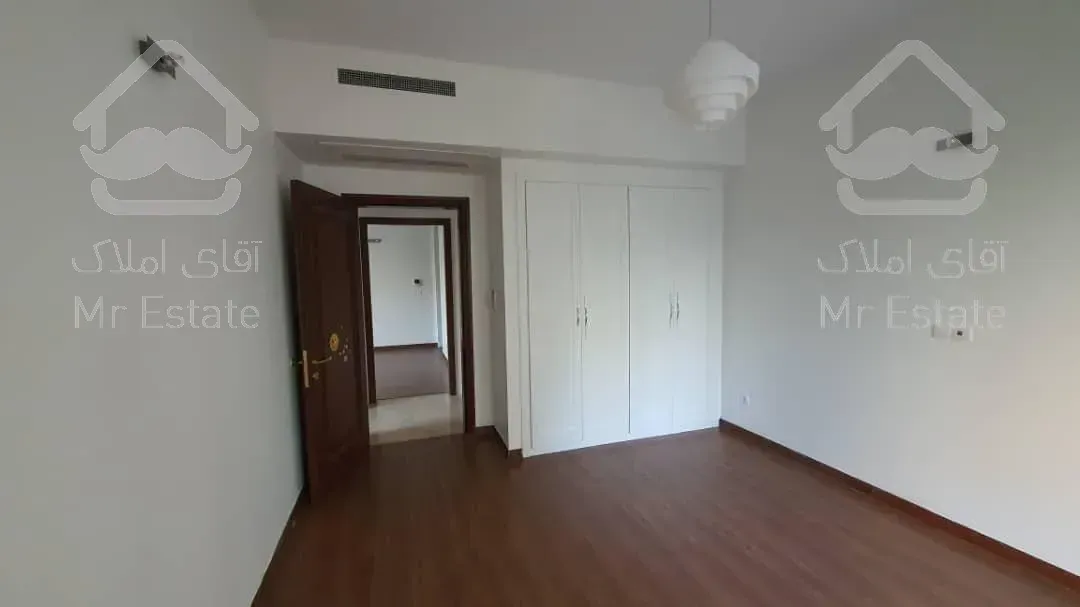 اجاره و رهن آپارتمان ولنجک 180  متر لوکس