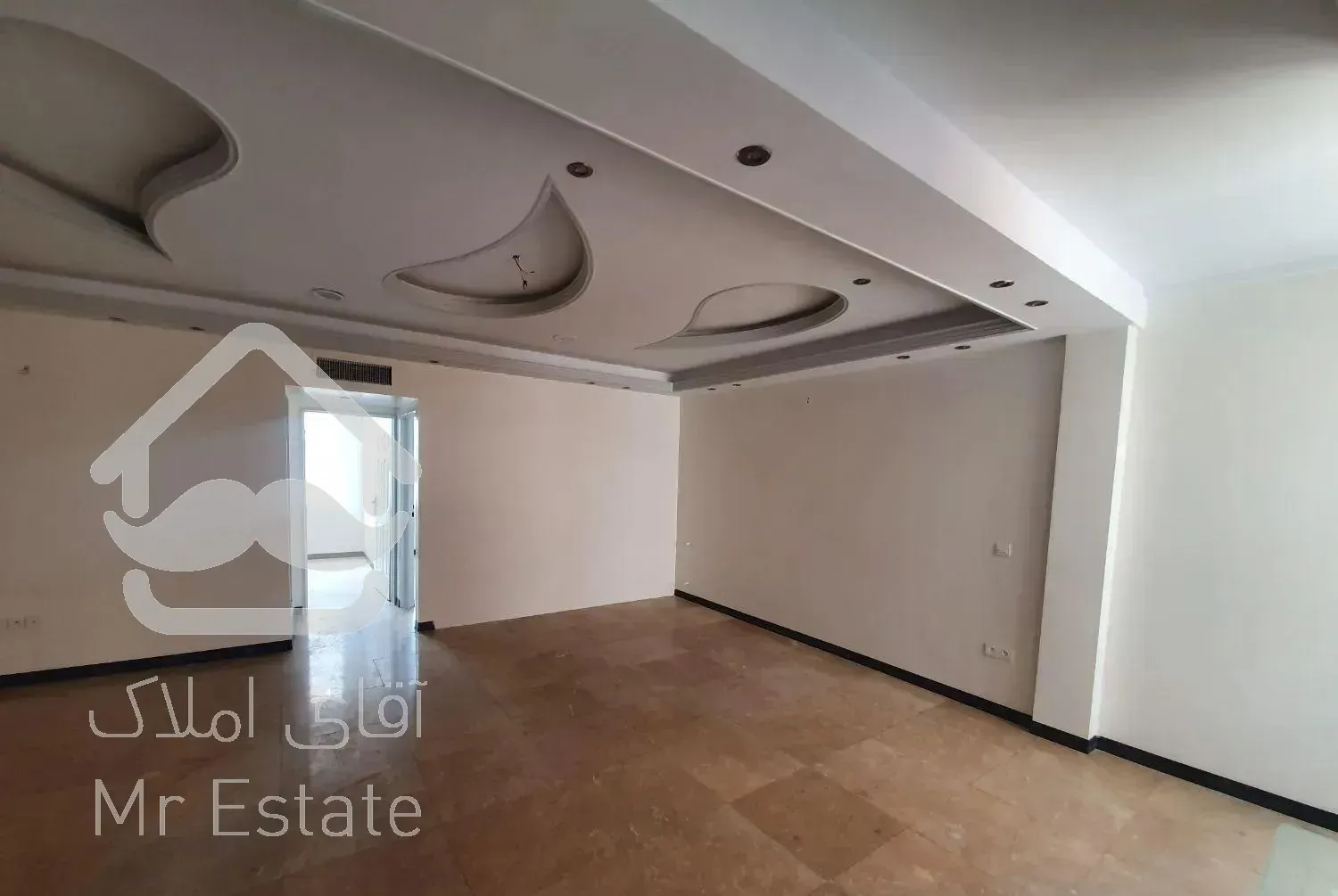 آپارتمان ۹۵ متری سوهانک