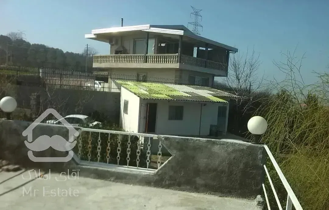 ۴۵۰۰متری باغ با ۴۰متربنا برق وچاه عمیق با مجوز