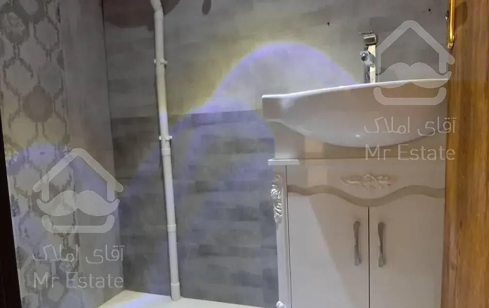 اجاره آپارتمان سه خواب۱۳۰متری سعادت آباد