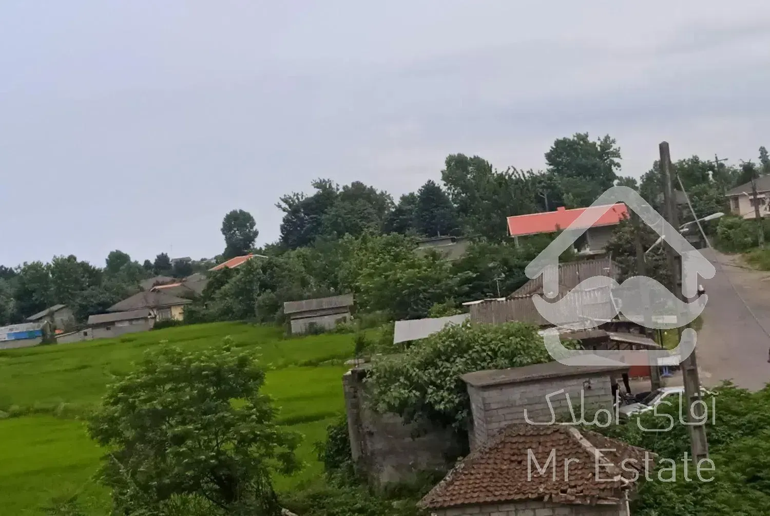 دوخوابه بهداشتی با حیاط و پارکینگ بعد گیسوم اسالم