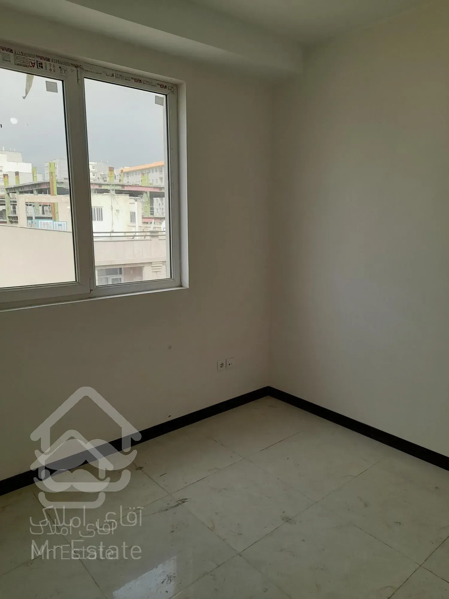 فروش آپارتمان 106 متری در مروارید شهر