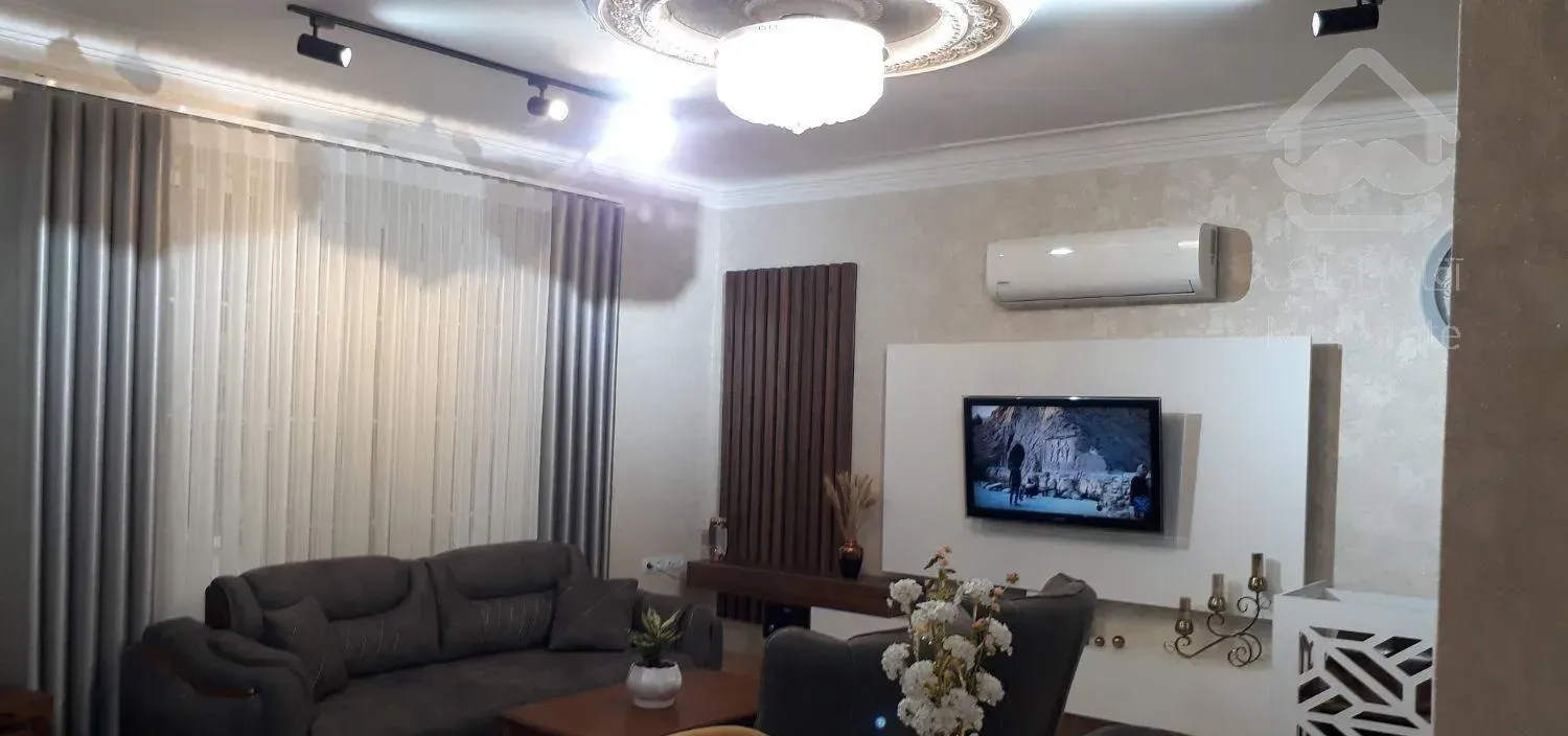 ویلا۳۳۰متری،۹۰مترزیربنا جاده رشت به انزلی