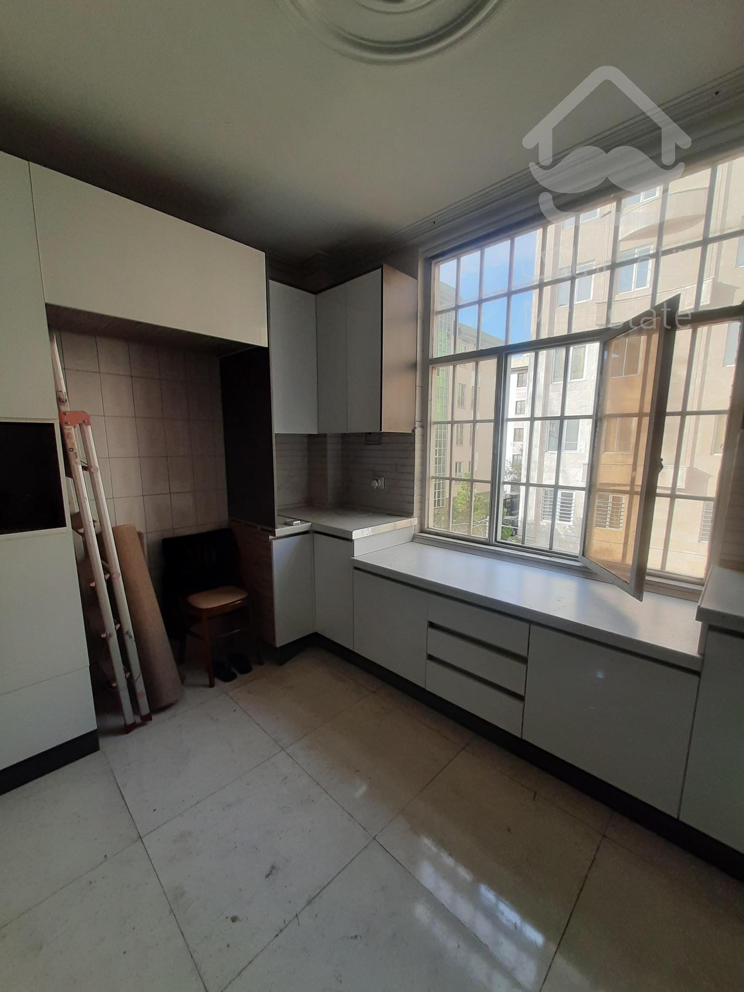 فروش ۶۵متری تاپ لوکیشن کمالی