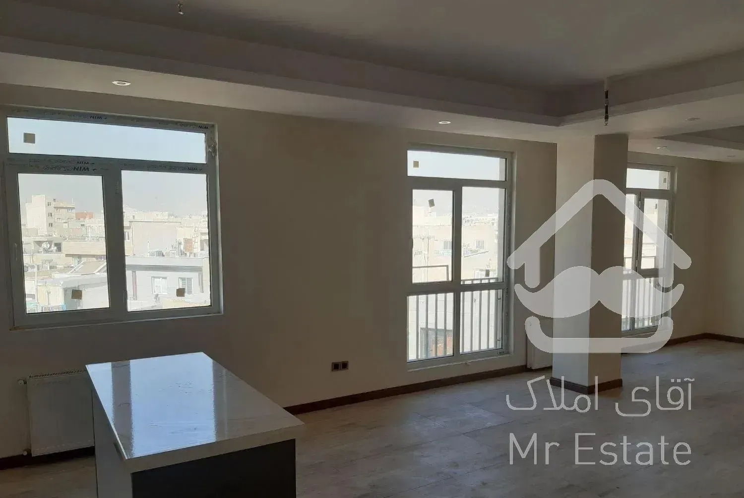 ۱۳۵متر سه خواب نوساز فول (خ تاجری خ پورعبدی)