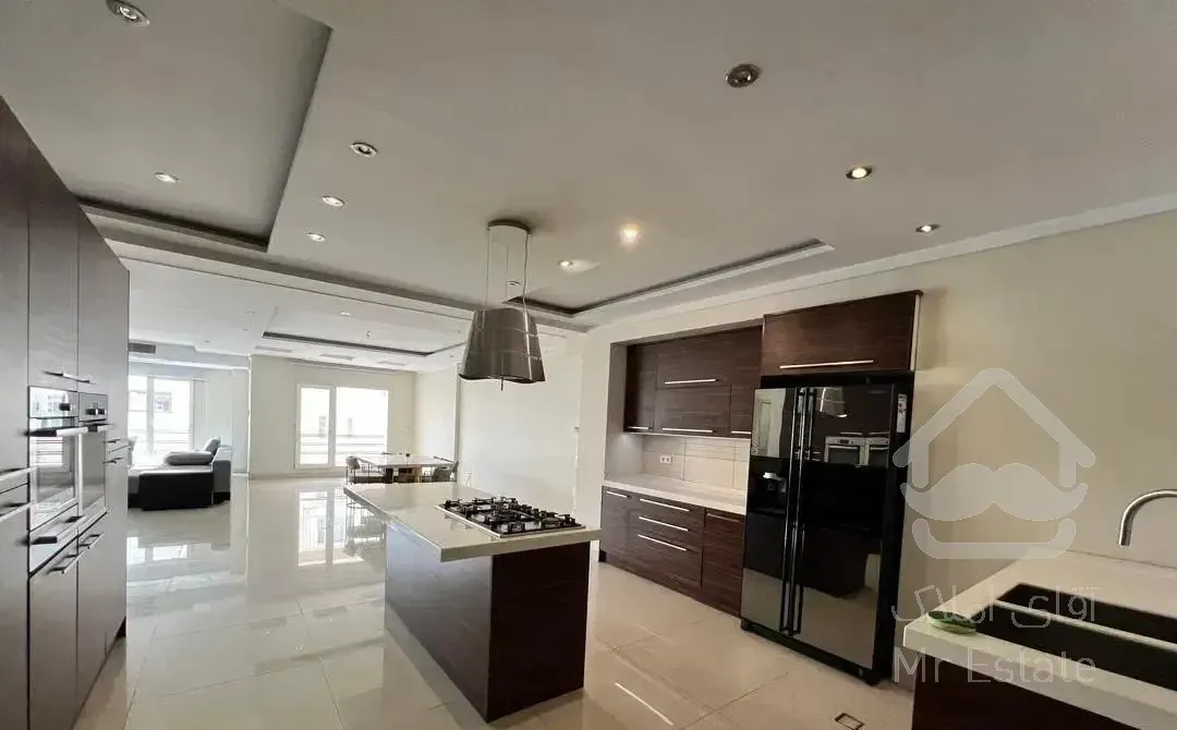 جردن ۲۳۵متر آپارتمان با ۲۰۰ متر قدرالسهم