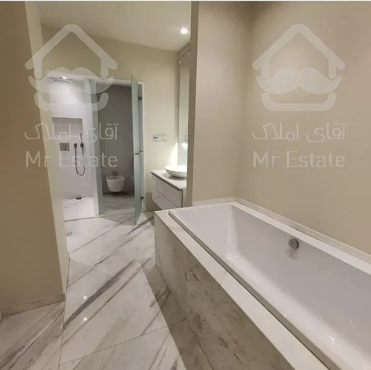 ۳۳۰ و ۳۴۰ متری برج باغ فرشته