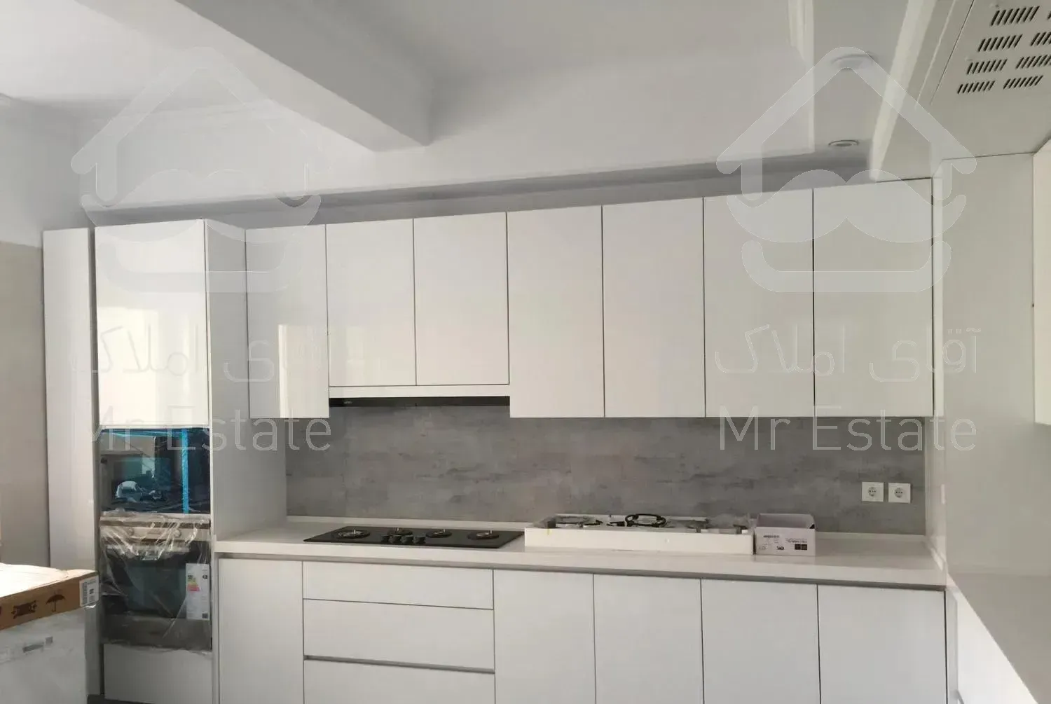 باغ فردوس ۳۳۰متر ۳خ /تراس بزرگ/مشاعات/ ویو سرسبز