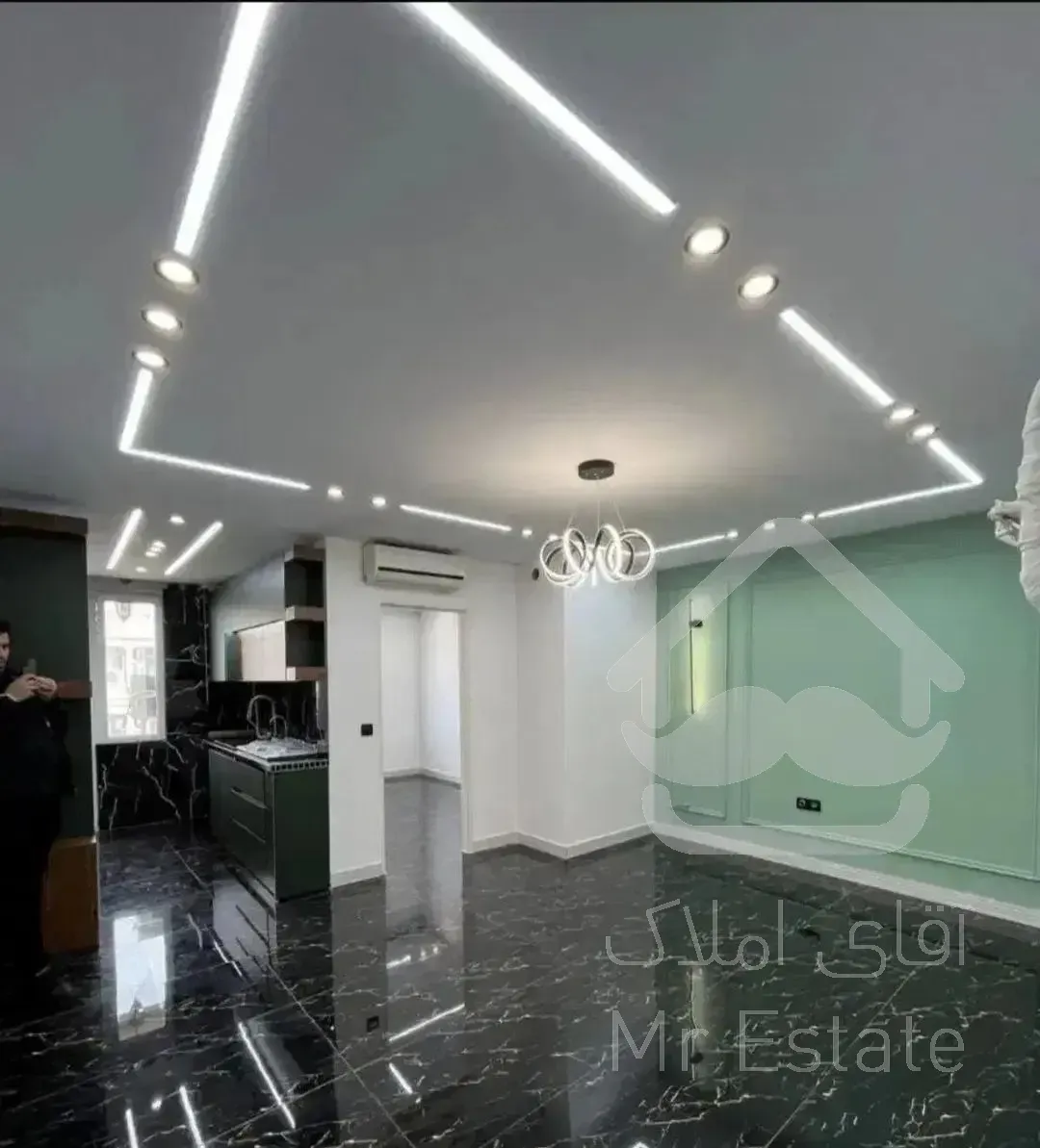 115 متر 3خواب شمال جردن غرق نور 8ساله