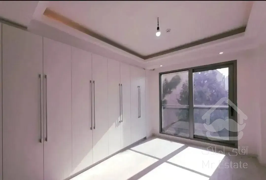 اپارتمان ۲۴۵ متر ۴ خواب کلید نخورده / ویو ۳۶۰ درجه