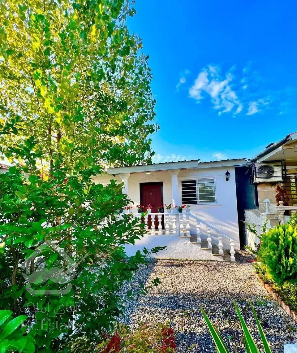 باغچه ویلا همکف پلاک3جنگل*340متر سند