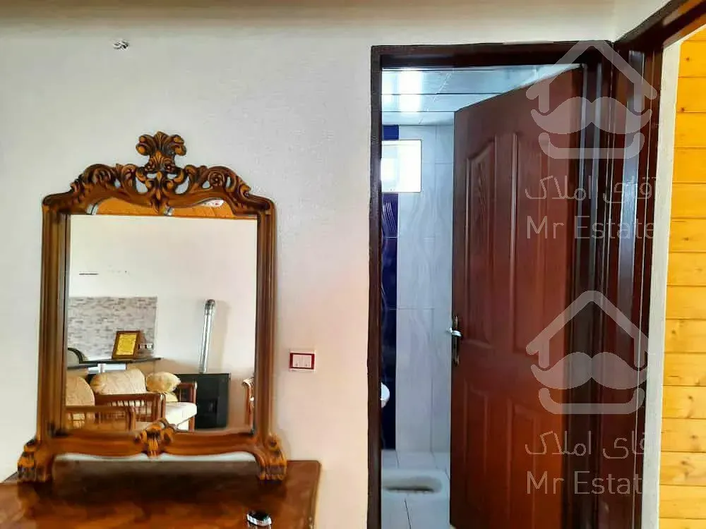 هشتادو پنج متر ويلا فلت نوساز و شيك