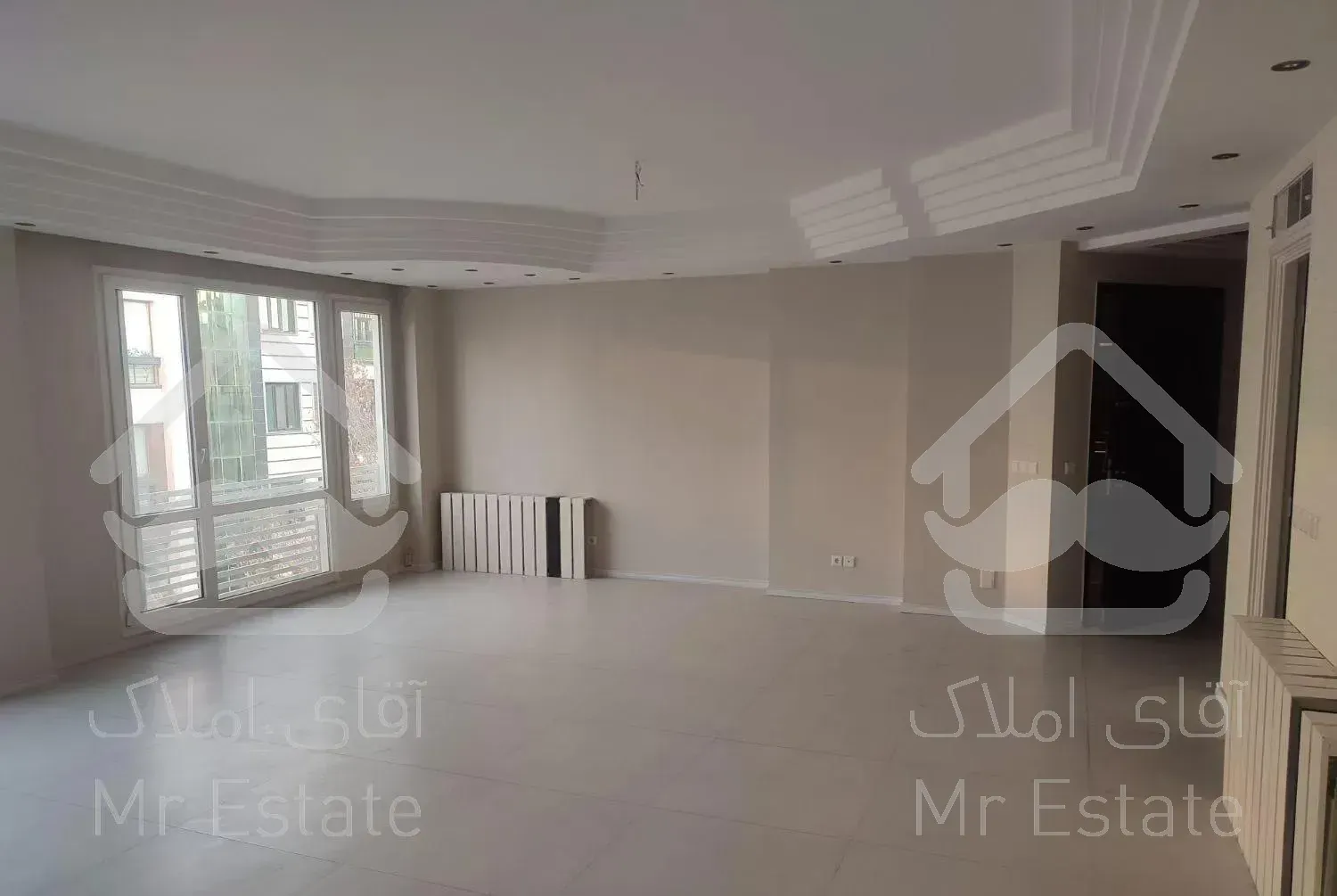 آپارتمان ونک 185 متر سه خواب رهن و اجاره