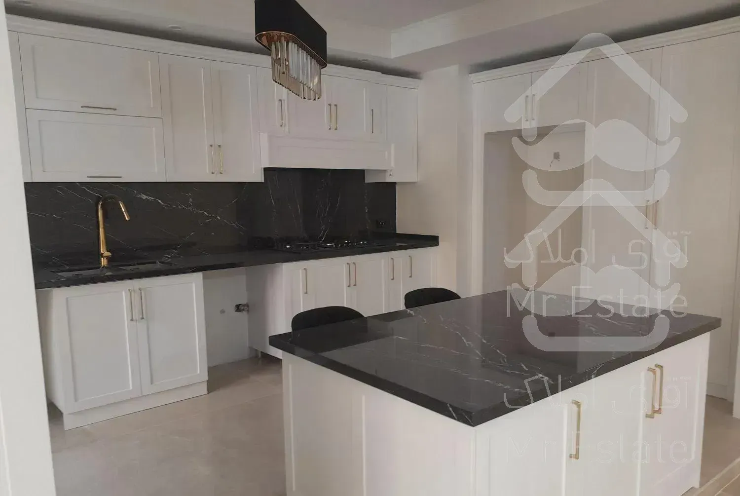 نیاوران /۲۱۰متر تک واحدی/۳ پارکینگ