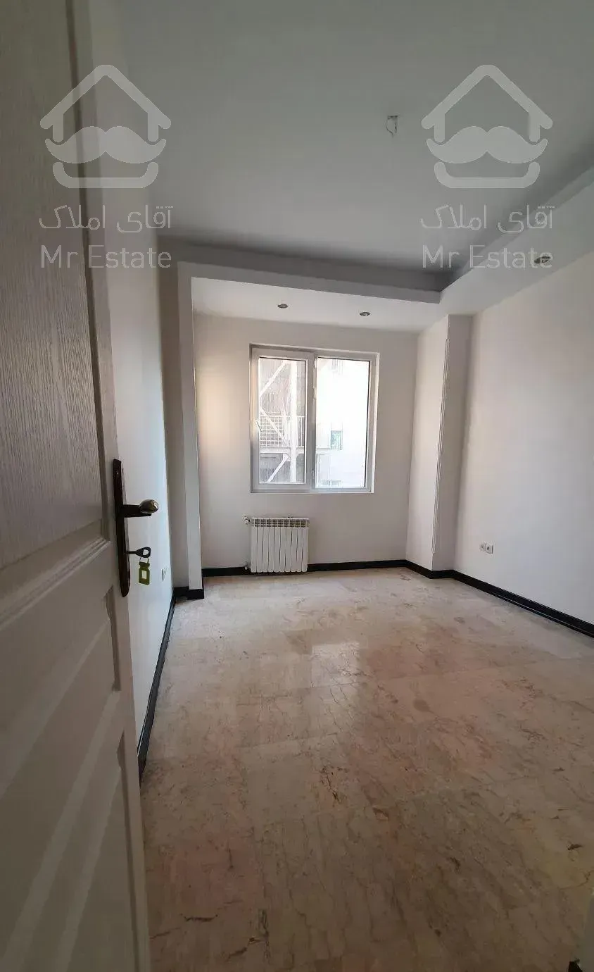 ۱۳۰متر ۲خواب نور جنوب