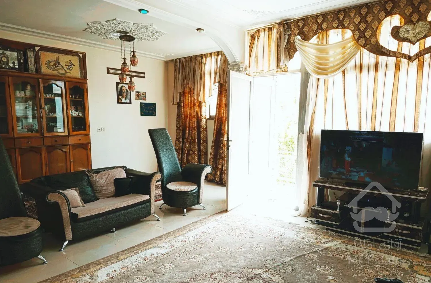 اجاره آپارتمان.با صفا150متر3خوابه.طبقه1در هشت بهشت