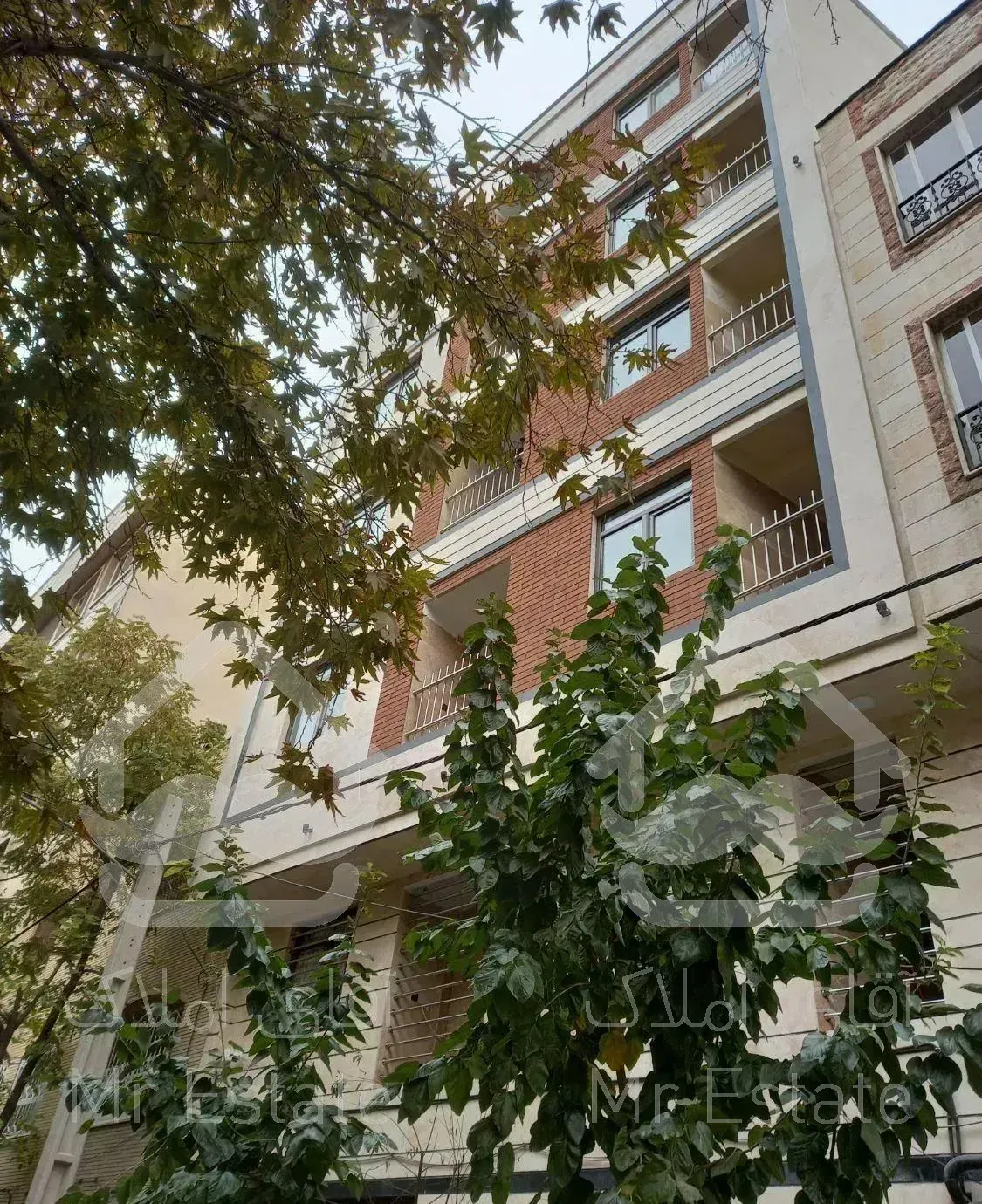 آپارتمان ۱۱۰ متری/نوساز شیان