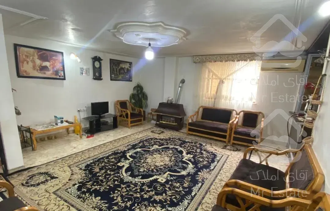 واحد در بندر کیاشهر سندتک برگ شش دانگ