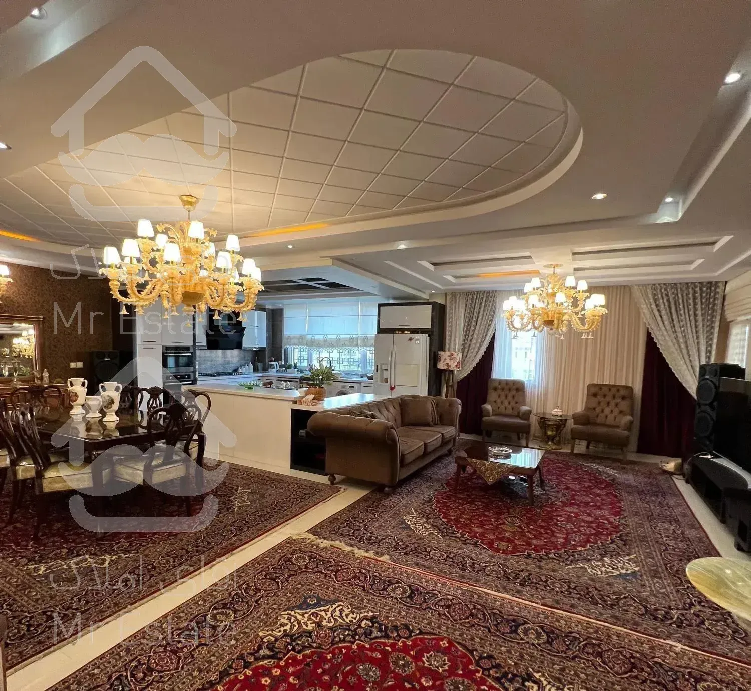 ۱۸۶متر/فول/ط۵/دو طرف نورگیر/۲پارکینگه بدون پرتی