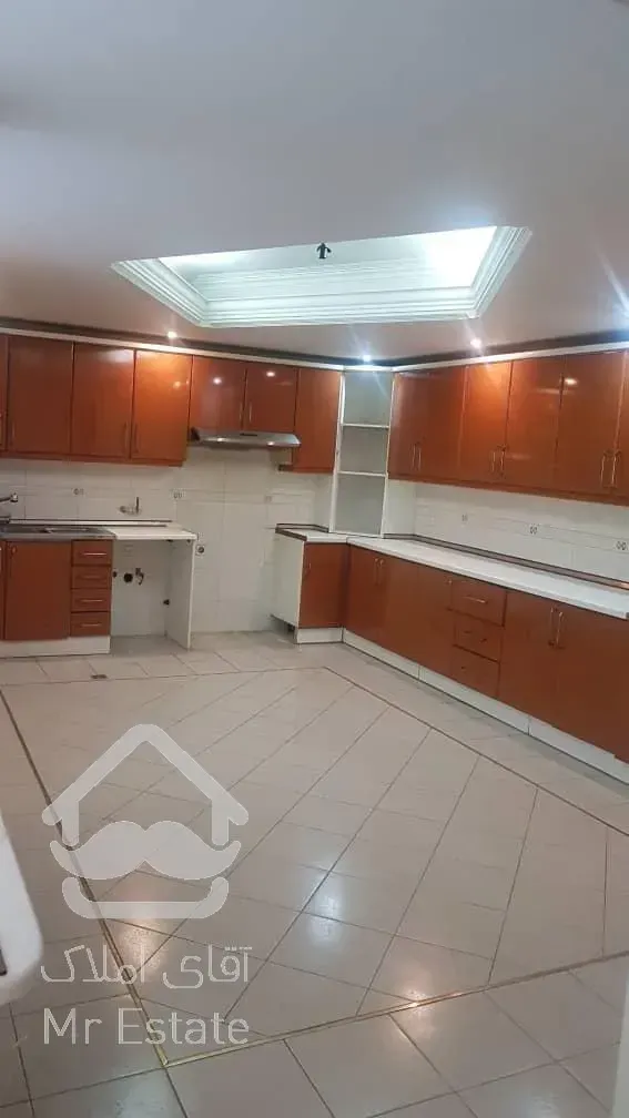 فروش آپارتمان زعفرانیه 190  متر شیک