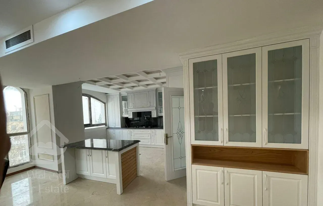 فروش آپارتمان ۲۳۰ متری ۴ خوابه در هاشمیه