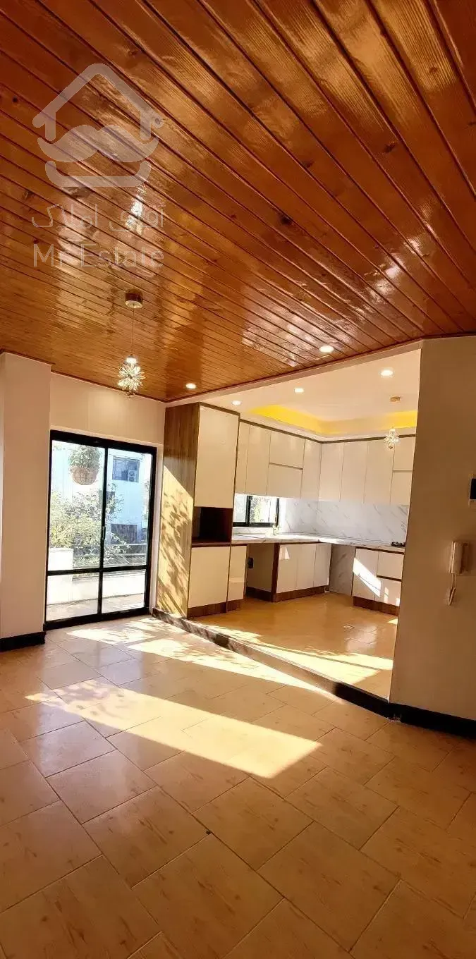 آپارتمان ساحلی ۱۱۶ متری غرق نور