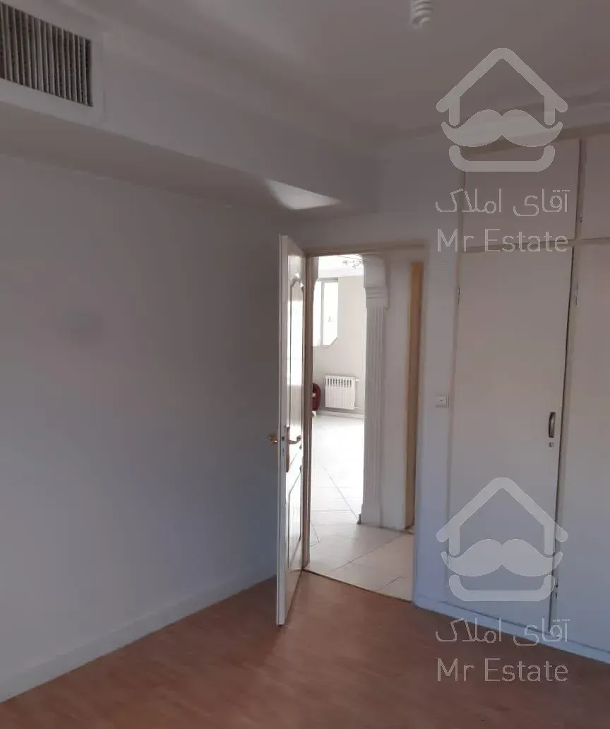 ۸۷ متری باز سازی شده  حیاط دار