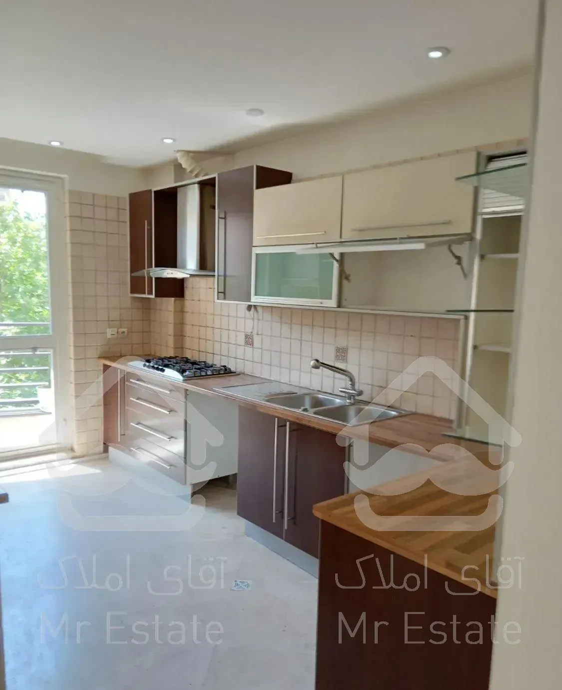 ۱۵۰مترفرمانیه شرقی  اذرمینا