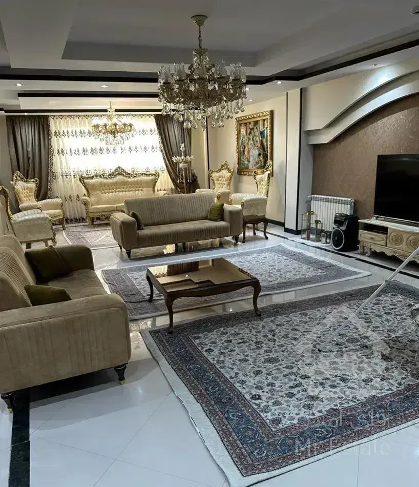 آپارتمان ۱۵۰ متری فلکه اول تهرانپارس