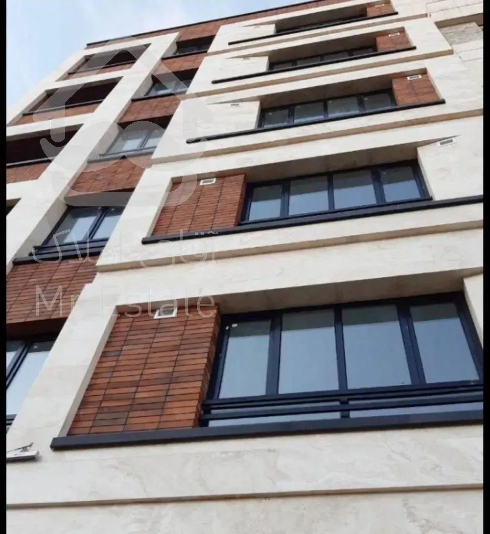 ۷۰ متری تحویل نزدیک