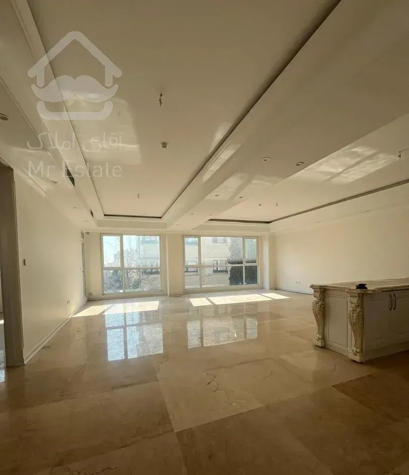 ۱۴۰ متر / ۳ خوابه / مشاعات آبی / ویو ابدی