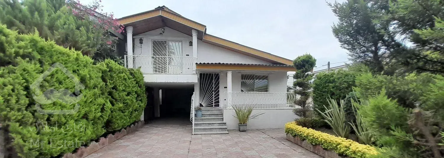 فروش ویلا داخل مجموعه با نگهبانی