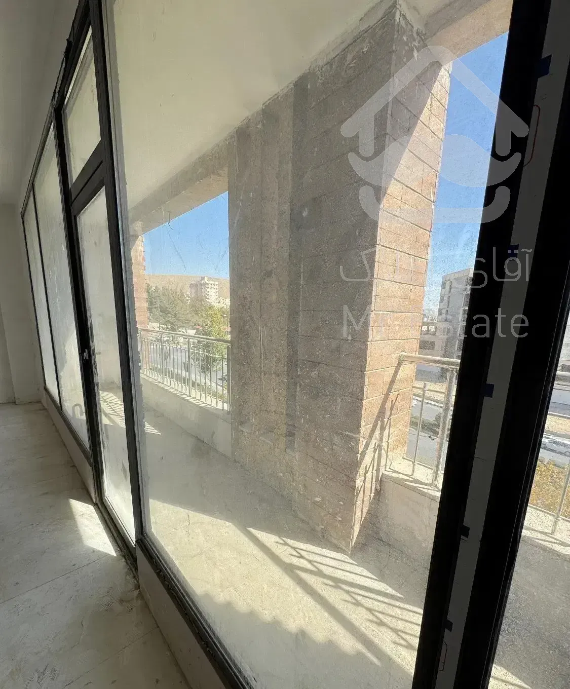 آپارتمان تک واحدی ویو ابدی