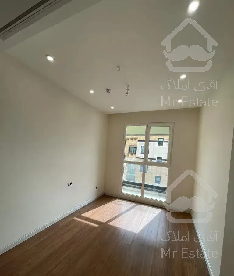 ۱۲۰ متر آپارتمان   واقع در شهرک‌ سئول