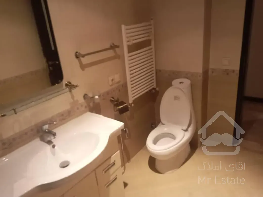 اجاره و رهن آپارتمان زعفرانیه 210  متر شیک