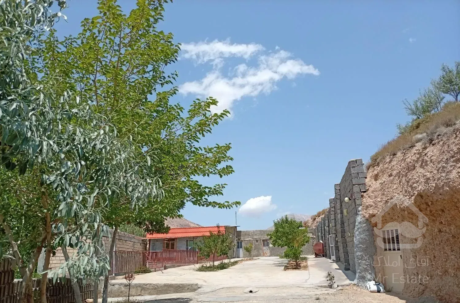 فروش آپارتمان ۸۵ متری ۲ خوابه طبقه ۲