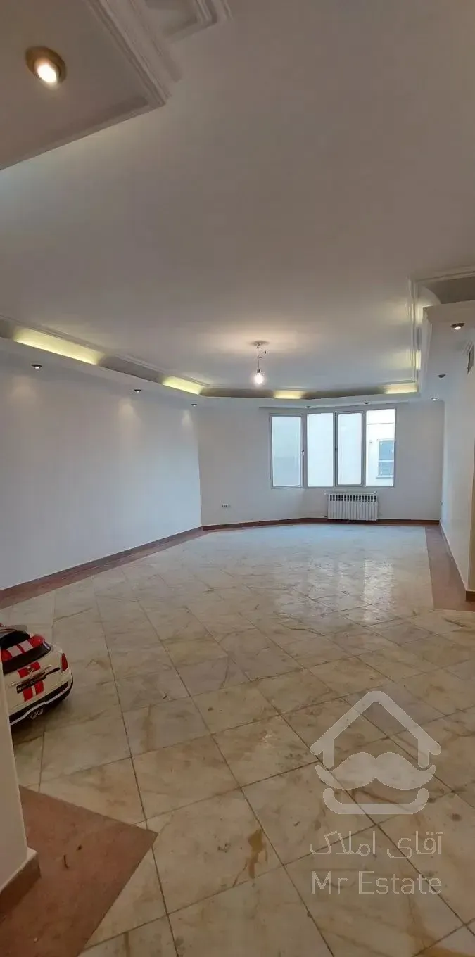 پاسداران بهارستان سوم / ۱۲۵ متر ۲خواب / طبقه چهارم