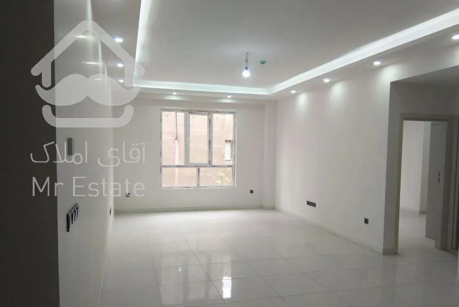 ۹۵متر ۲ خواب ، نوساز (بدون مشابه)