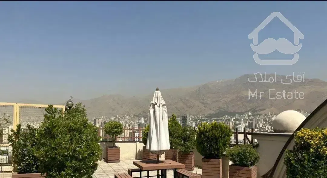 ۱۴۷متر افتخاری/نوساز/روف گاردن