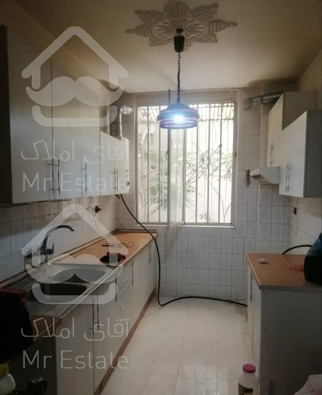 آپارتمان ۴۸ متری طبقه اول خیابان فخرالسادات