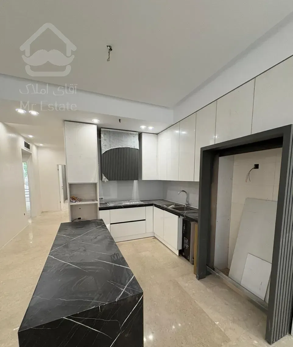 رهن آپارتمان ۱۲۵ متر نوساز ۲ خوابه در نیاوران