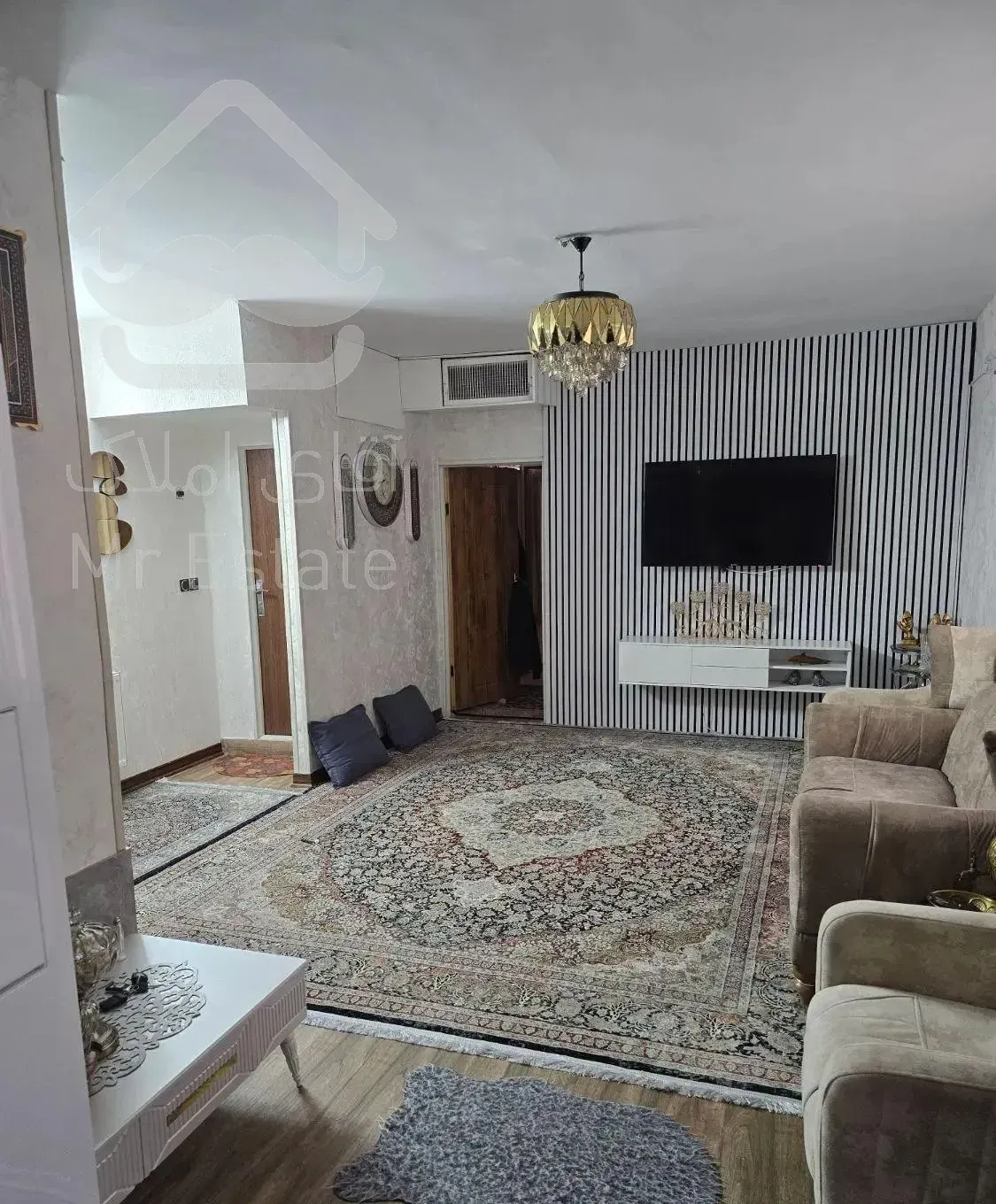 فروش آپارتمان حیاط دار