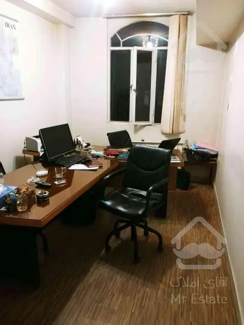 ۷۳ متر اداری بر فردوس شرق