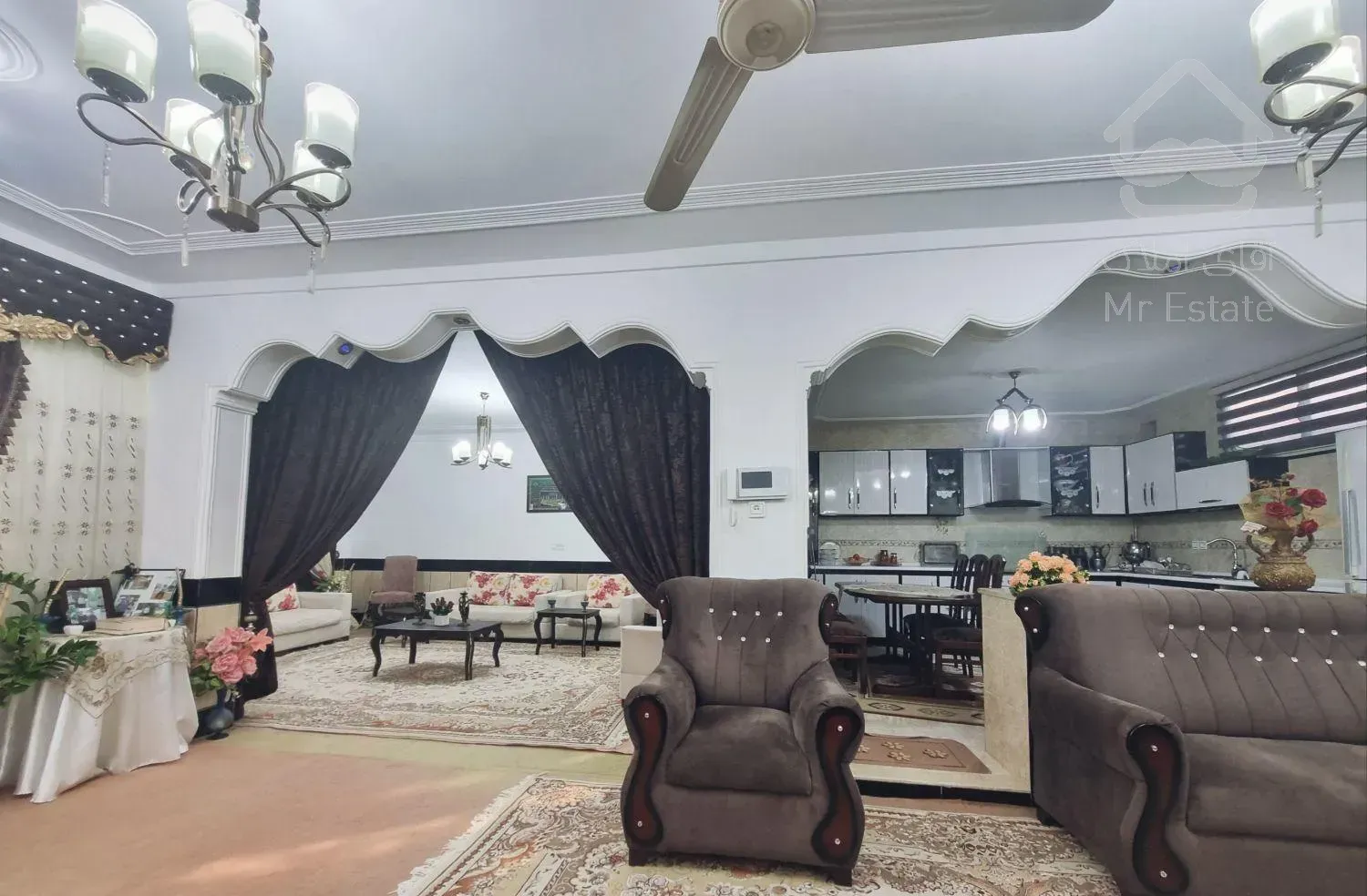 فروش خانه ویلایی ۱۴۵ متری همراه با سوئیت