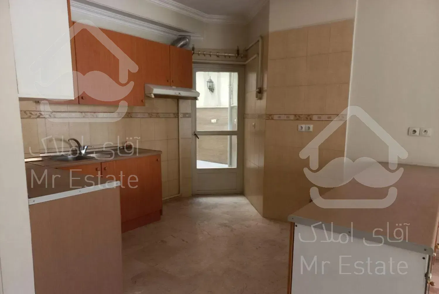 آپارتمان ۷۷مترقلهک عطاری مقدم