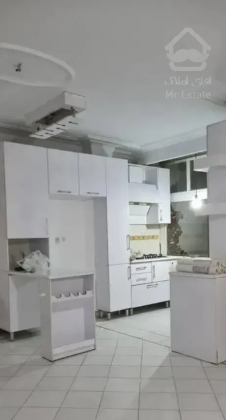 ۷۸ متر فردوس شرق ولیعصر نزدیک مترو صادقیه