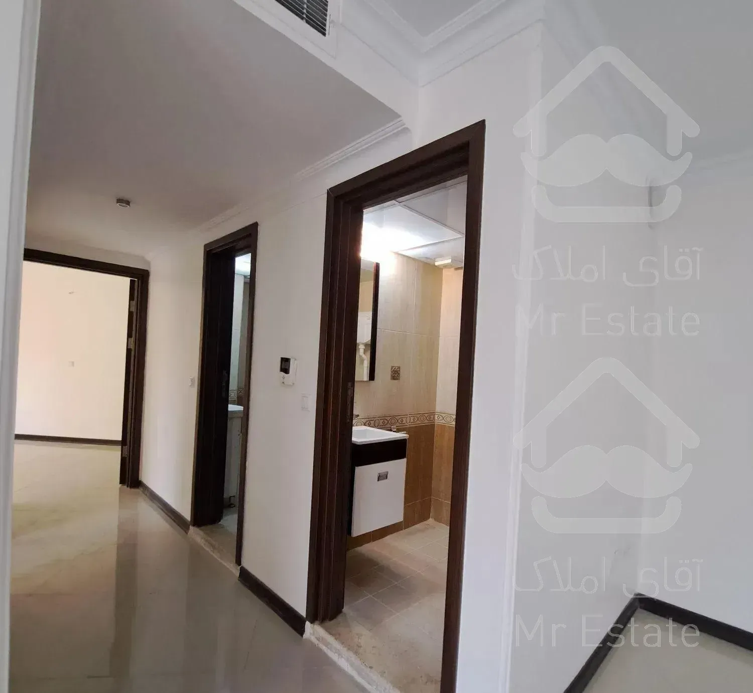 اپارتمان کامرانیه جنوبی ۹۰متر شیک و به روز