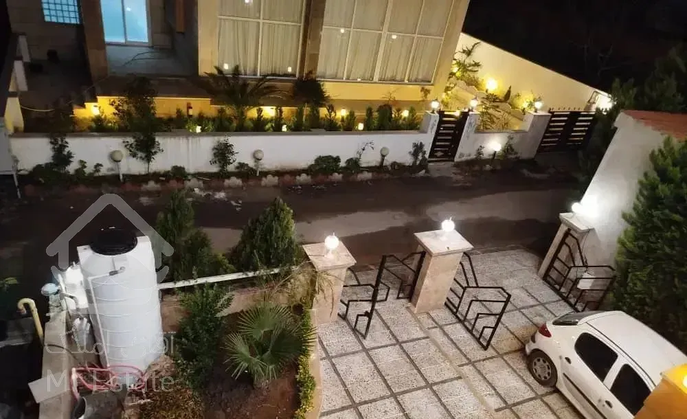 ویلا شهرکی برند سرخرود مبله کامل استخر دار