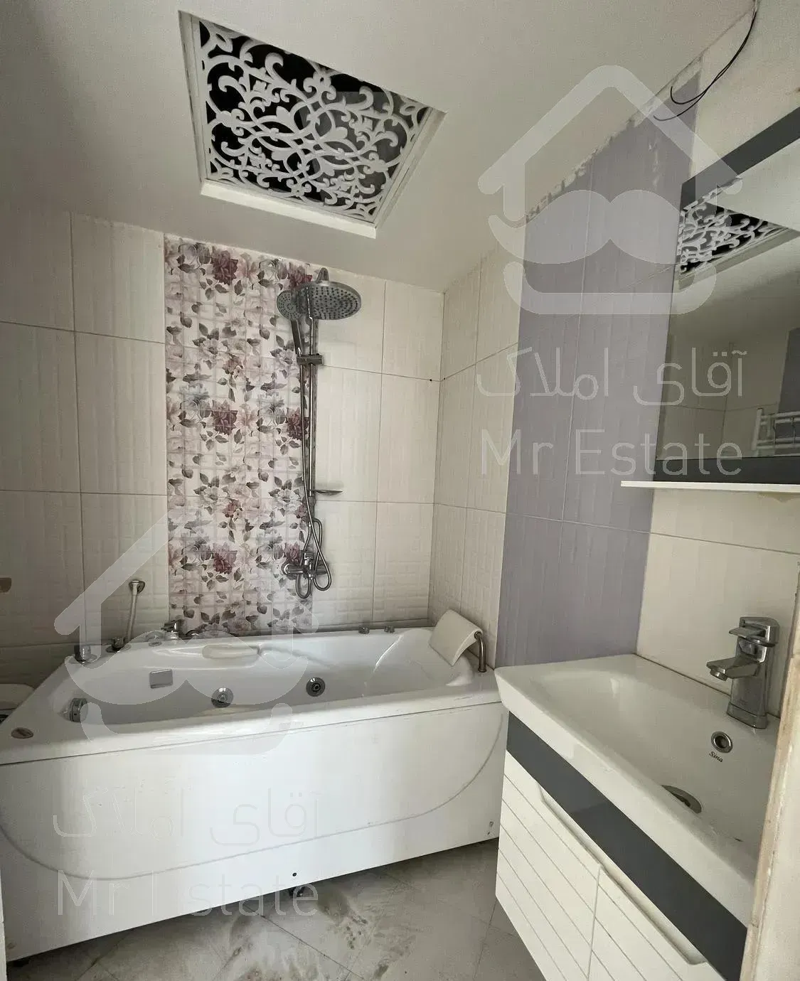 ۱۳۲متر *برج گل نرگس* مشاعات فول هتلینگ