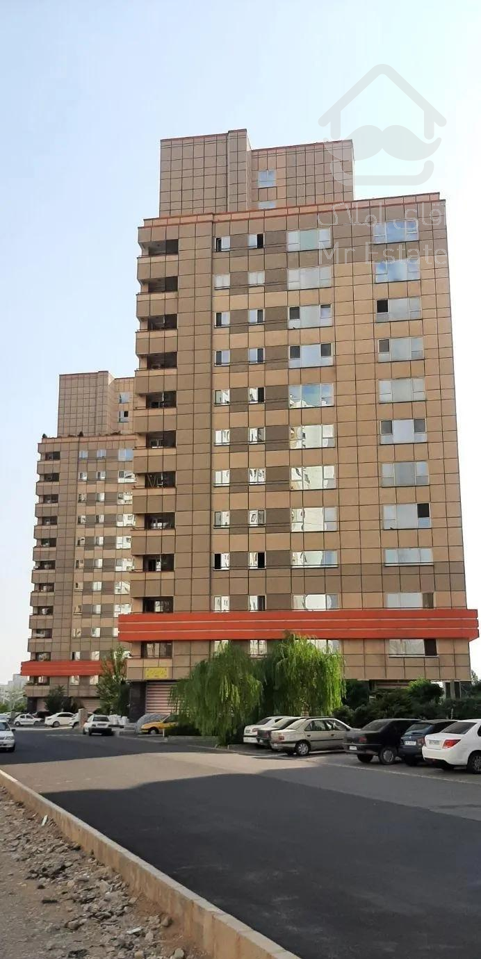 آپارتمان۱۶۵متری/۳خواب/دیوان محاسبات/عمارت